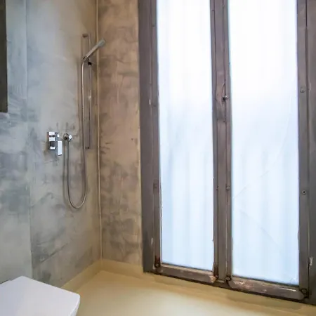 P2amp1057 - Magnific 3br In The Ghotic * Barselona