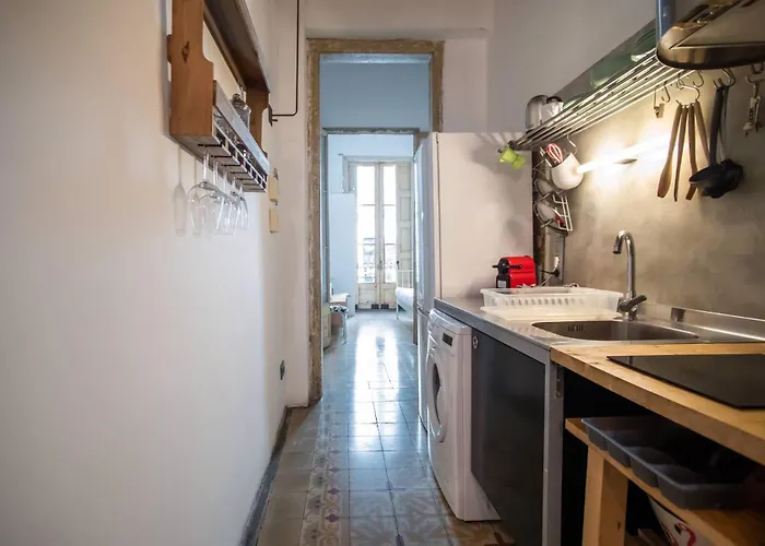 P2amp1057 - Magnific 3br In The Ghotic Apartment